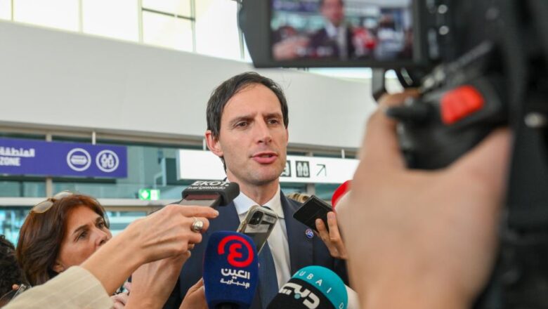 Il Commissario Hoekstra a Roma per discutere di iniziative per il clima e risultati della COP28 con rappresentanti nazionali e ambasciatori italiani