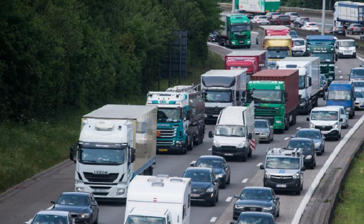 Serbatoi Adblue Stellantis: la Commissione accoglie con favore l’impegno dell’azienda a compensare i consumatori