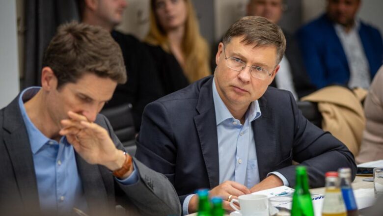 L’Eurogruppo e ministri dell’Economia e delle finanze riuniti a Bruxelles il 17 e 18 febbraio